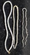 3 sets of ladies vintage 20th century pearl necklaces