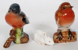 A pair of Beswick Staffordshire figurines 990 Robin & 991 Chaffinch together with a porcelain small