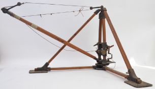 1930's CRANE: An original vintage Vetux large 