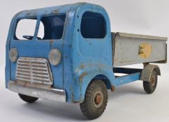 TRIANG; A vintage pressed tin Triang Toys Tipper Lorry in blue,
