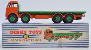 DINKY; Original vintage Dinky Supertoys diecast model 902 Foden Flat Truck, with green rear,