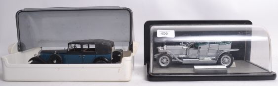 FRANKLIN MINT; Two original Franklin Mint diecast model classic cars, one being a 1907 Rolls Royce,