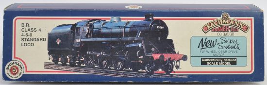 BACHMANN; An original Bachmann 00 Gauge 31-106 British Rail Class 4 trainset locomotive.