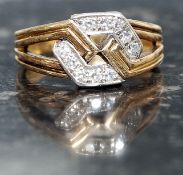 A decorative ladies 18ct gold and diamon
