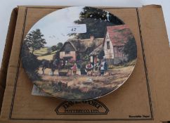 A collection of collectors plates to include Wedgwood, Davenport,