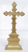 A good Edwardian First World War period brass cross - inscribed to the front ' To The Glory Of God