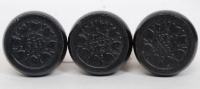 3 decorative Chinese resin set figurines