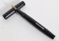 A vintage Mable Todd & Co Ltd Blackbird Self Filler fountain pen with a 14ct nib ( missing clip