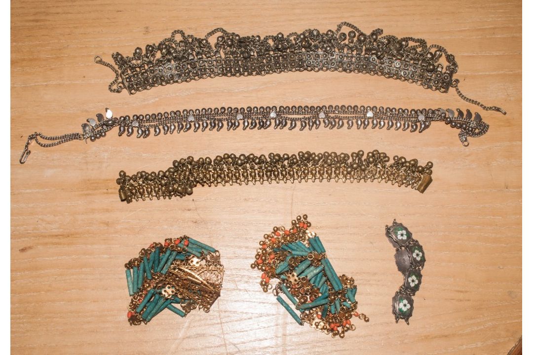 6 Pieces Of Costume Jewellery To Include A Sterling Silver Floral Enamel Bracelet.