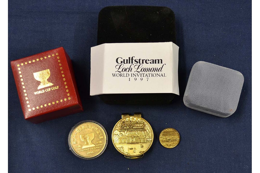 Gulf Stream Loch Lomond World Golf Invitation golf plated money clip and pin badge plus 1995 Mission