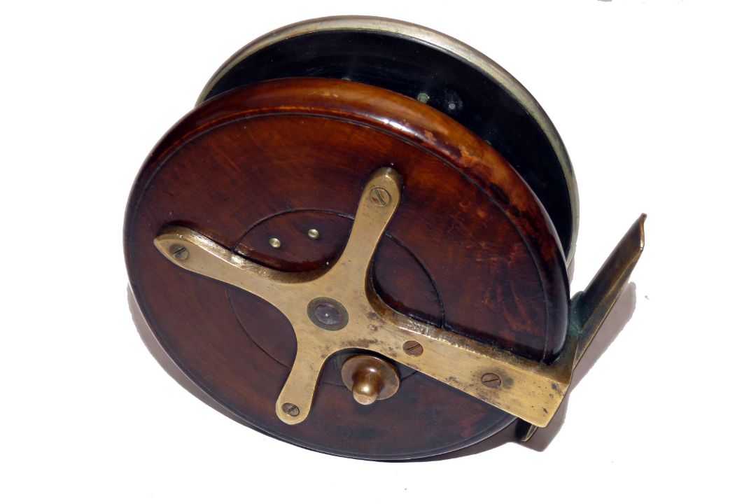 REEL: Fine Allcock's Coxon 6 spoke Aerial reel, 4.5" diameter, wood backed with ebonite drum, nickel - Image 2 of 2