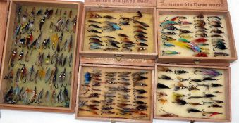FLIES: (Qty) Collection of approx 200 assorted salmon flies, sizes 1