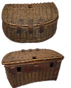 CREEL: Fine willow salmon fly fishing creel, measuring 15