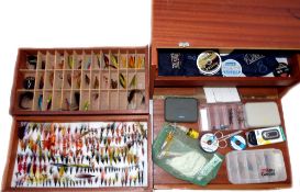 FLIES & ACCESSORIES: Fine collection of approx. 300 salmon flies, mainly double/treble hook