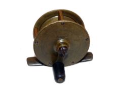 REEL: Rare small size Hardy 2