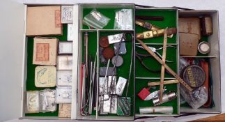 ACCESSORIES: Black japanned vintage cantilever tackle box containing good mixed collection of pike