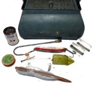 ACCESSORIES: (Qty) Hardy Jim Vincent broad spoon in fine condition, original treble/swivel, assorted