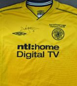 Signed 2001-2002 Scottish Premier League Champions Celtic football shirt signed by Neil Lennon to