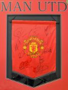 Manchester United signed Pennant in red, signed by 12, overall 60 x 77cm, mfg.