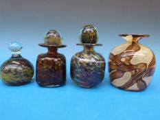 Four Mdina glass items, two pots, one va