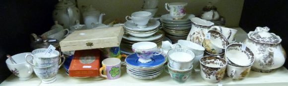 A Royal Worcester Palissy Game Series te