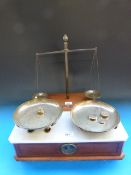 A set of laboratory scales and weights o