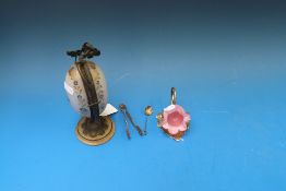 An unusual 19thC / 20thC opal glass etui