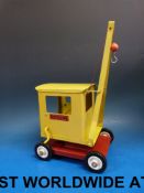 A Sutcliffe strong metal junior crane (i