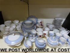 A quantity of tea and dinnerware to incl