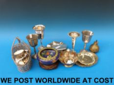 A small collection of silver plate, cloi