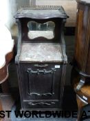 A late 19thC perdonium with bevelled mir