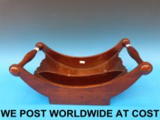 A Georgian mahogany cheese holder with t