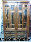 A Lamb of Manchester coromandel and maho