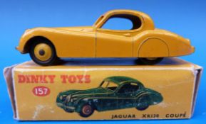 Dinky Toys 157 Jaguar XK120 Coupe (in or