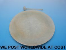 A small Chinese jade snuff dish of spina