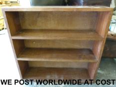 A mahogany bookcase (width 91cm depth 23