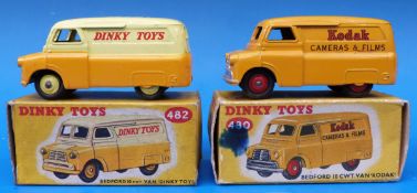 Two Dinky Toys diecast model vans 482 Be