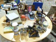 A large collection of kitchenalia, colle