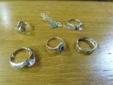 Four various 9ct gold rings, a 