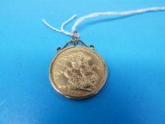 A 1976 gold full sovereign in 9ct gold m