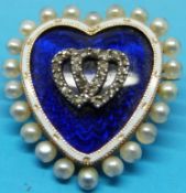 A heart shaped mourning pendant / brooch