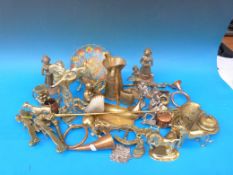 A quantity of bass and similar metalware