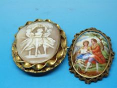 A large cameo brooch in a yellow metal s