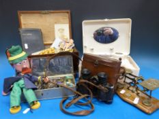 A mahogany box containing cigarette case