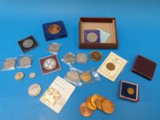 A small box containing a quantity of mod