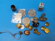 A white metal filigree opium pipe scent