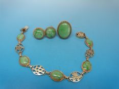 A yellow metal bracelet marked 375 set w