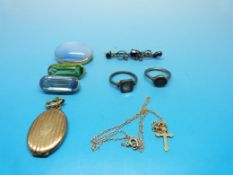 Three yellow metal brooches all marked 9