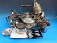 A quantity of plated ware and other meta