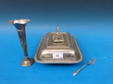 A hallmarked silver trumpet vase, fork m